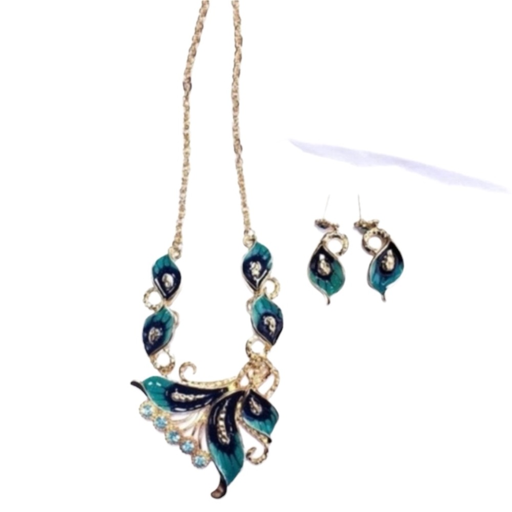NEW jewelry set